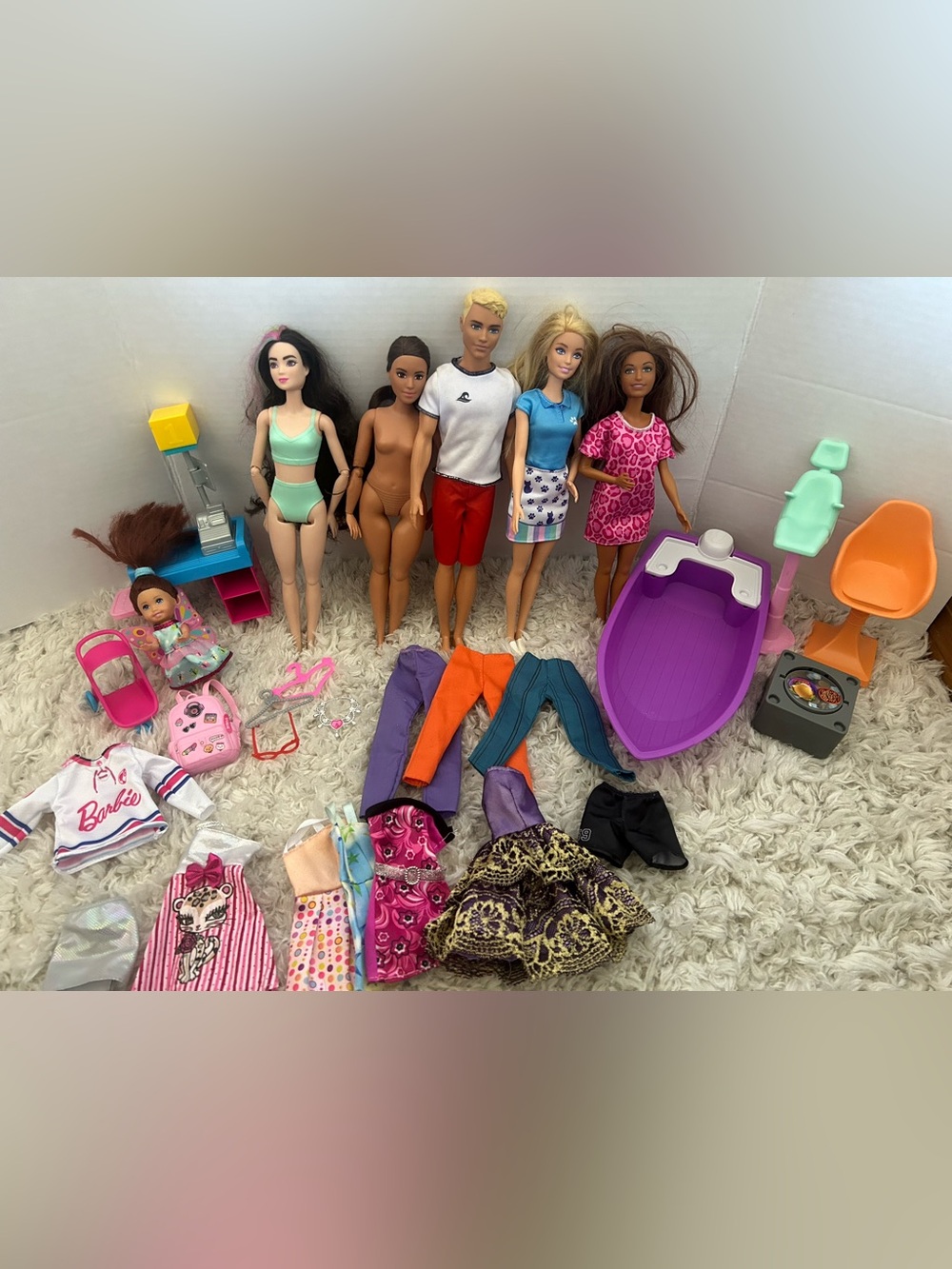 Barbies & Ken Doll Lot with Accessories - Mix - Pool